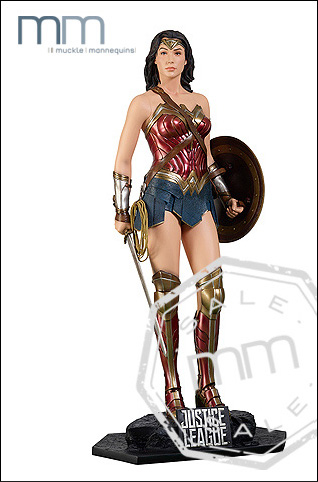 Wonder Woman Justice League Life-Size